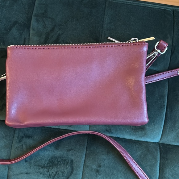 Matt & Nat crossbody purse - Picture 3 of 7